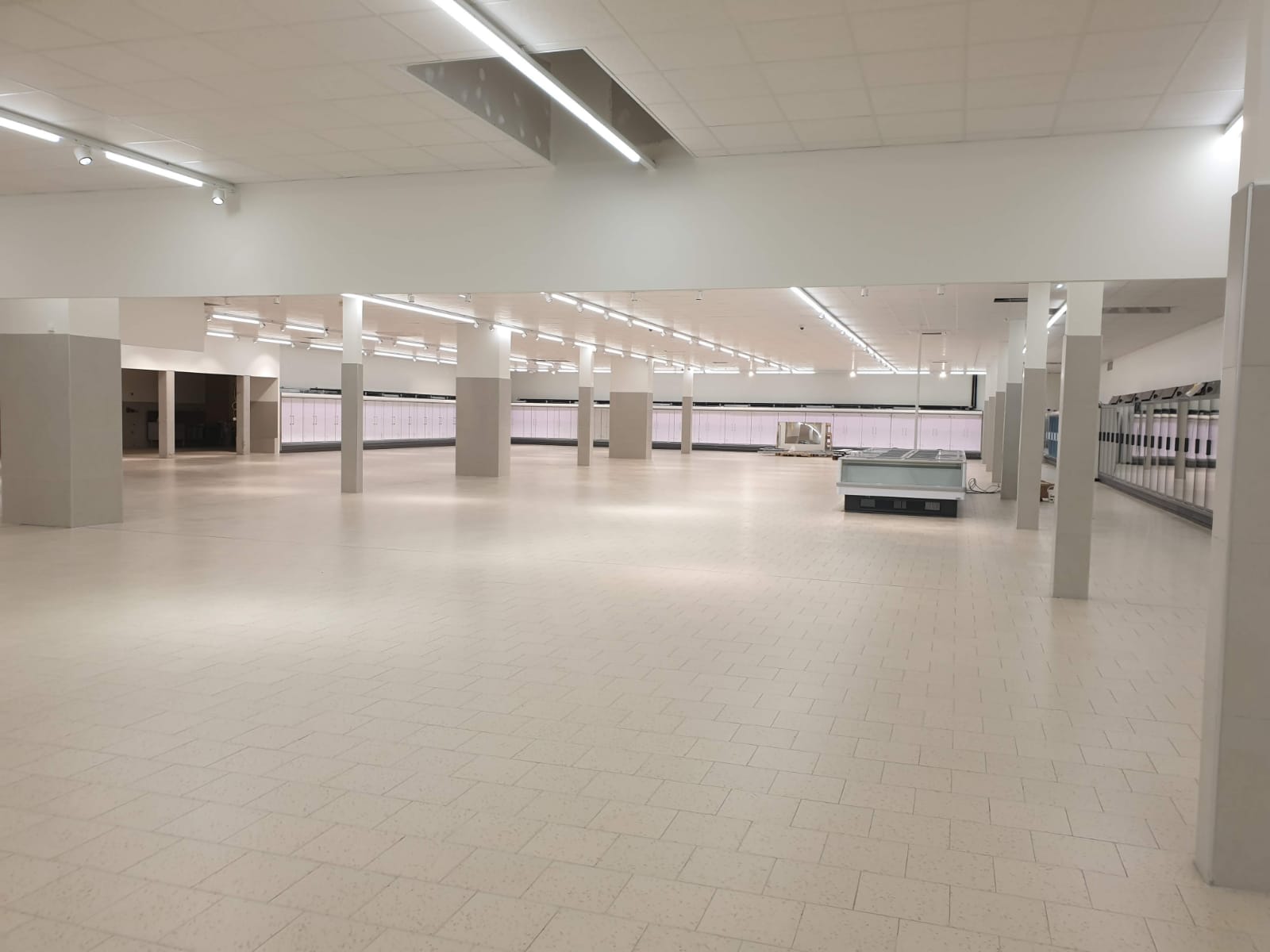 Electricité Générale Centre Commercial Lidl Saint Claude par Pividal Givors